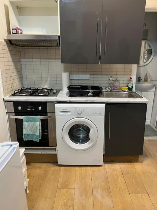 Studio Flat In Central London-Paddington Экстерьер фото